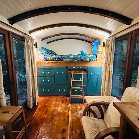 The Railway Carriage - Blue Villa Glasbury Eksteriør billede